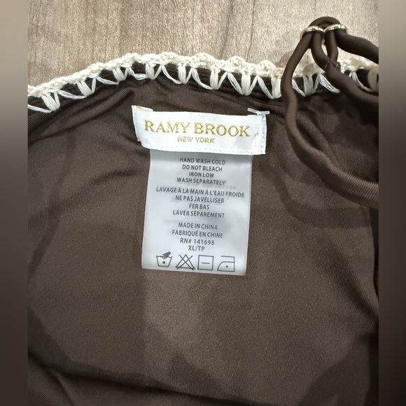New! Ramy Brook Addisyn Embroidered Underwire
One-Piece Swimsuit Brown XL $258 - Picture 6 of 7